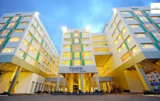 Bệnh viện đa khoa quốc tế Vinmec – một trong những tiện ích nổi bật tại khu đô thị Vinhomes.