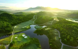 Sân golf tiêu chuẩn quốc tế tại The Haven Bay Cần Giờ – điểm nhấn đẳng cấp hút khách du lịch cao cấp.