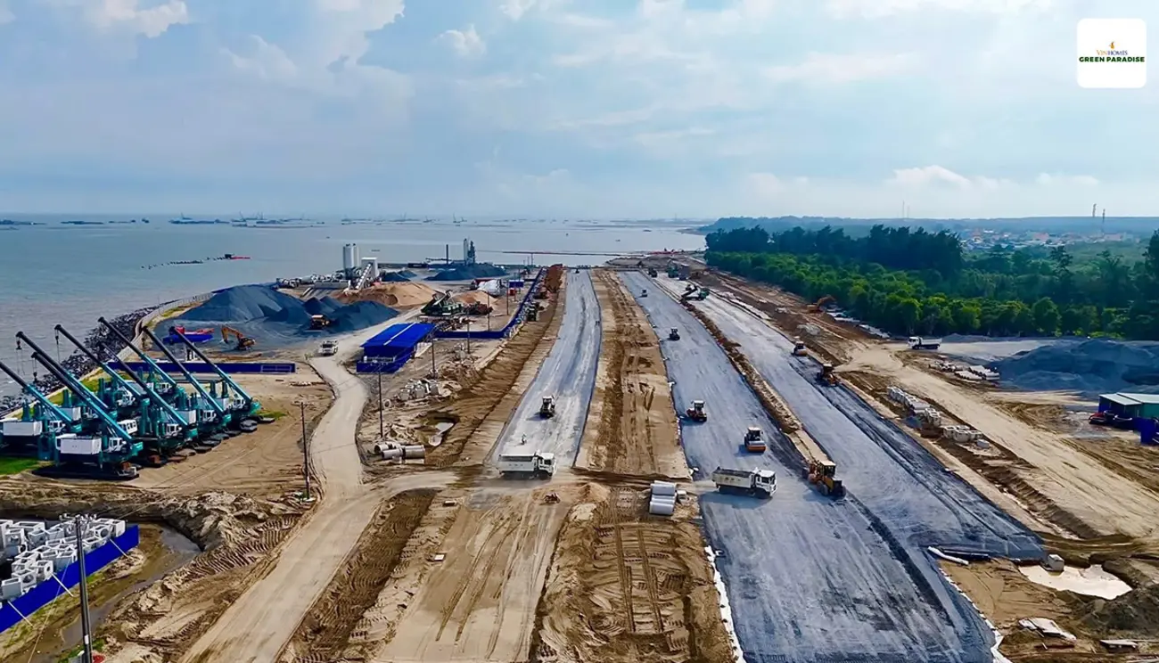 Tiến độ thi công Vinhomes Cần Giờ tháng 9/2025 với hạ tầng đang dần hoàn thiện và sẵn sàng cho giai đoạn mới.